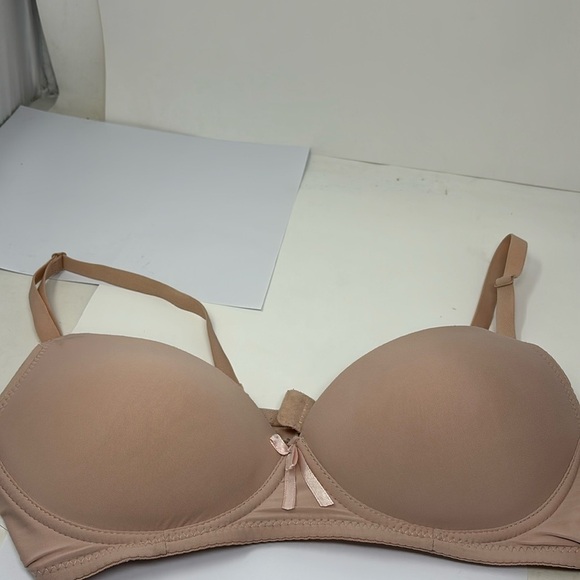 Comfortable skin-colored bra size 36C - Picture 1 of 5